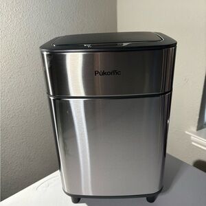 Pukomic Stainless Steel Motion Sensor Trash Can - Silver